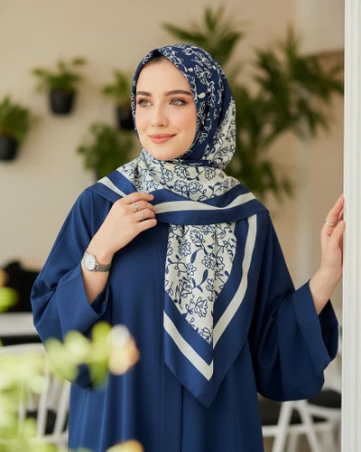 روسری نخی قواره 120 کد115