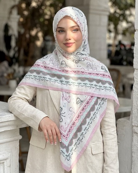 روسری نخی قواره 140 کد152
