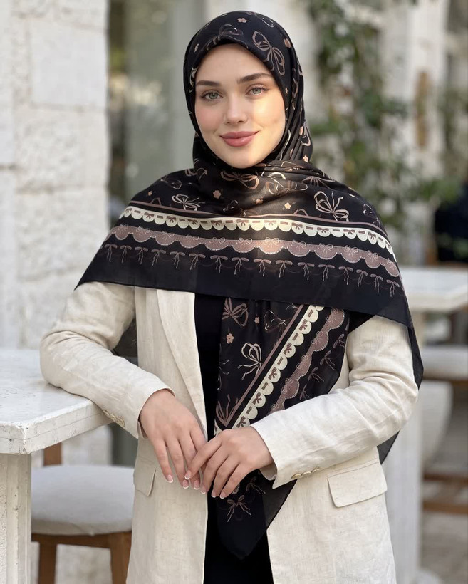 روسری نخی قواره 140 کد152